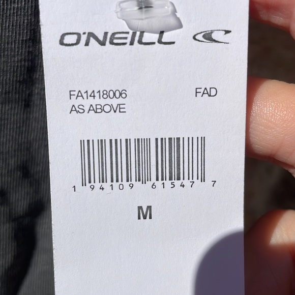 O’Neil Size Medium Gray With Pink Design NWT 100% Cotton - Picture 4 of 6